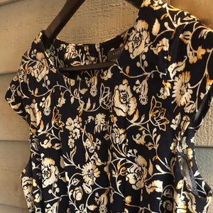 Suzy Shier dress- with pockets!